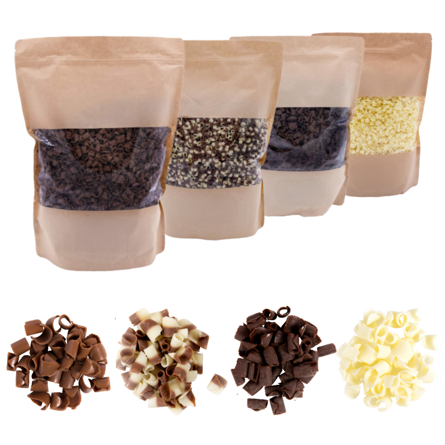 Vier Verpackungen mit verschiedenen Schokoladenraspeln. 